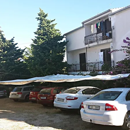 Matan - Two Bedroom With Sea View A Apartamento